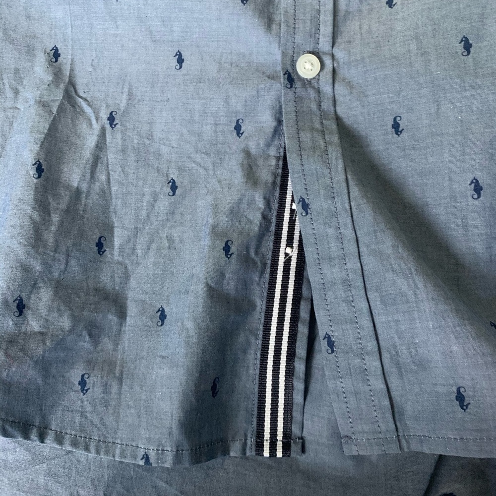 NEW - Button down shirt - Picture 5 of 7
